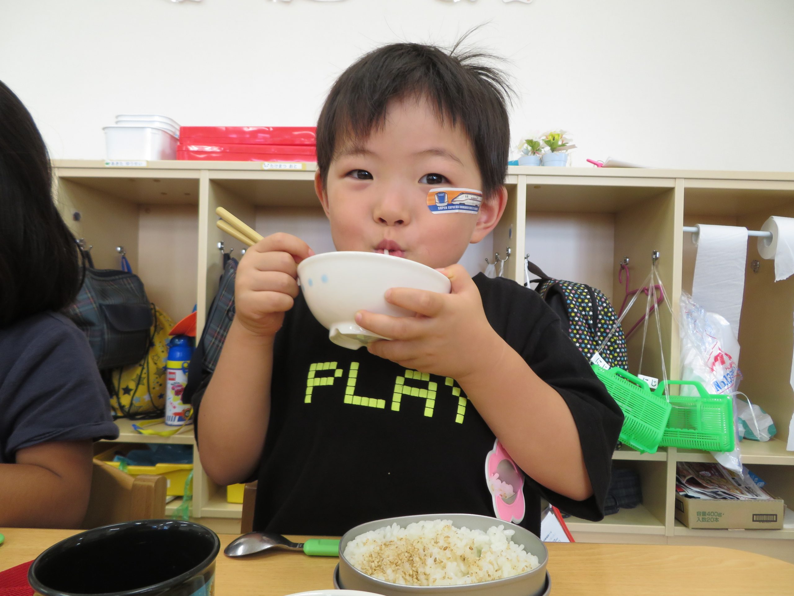 😊遊コスモス小新保育園 「3歳児 Lunch time🥄✨」