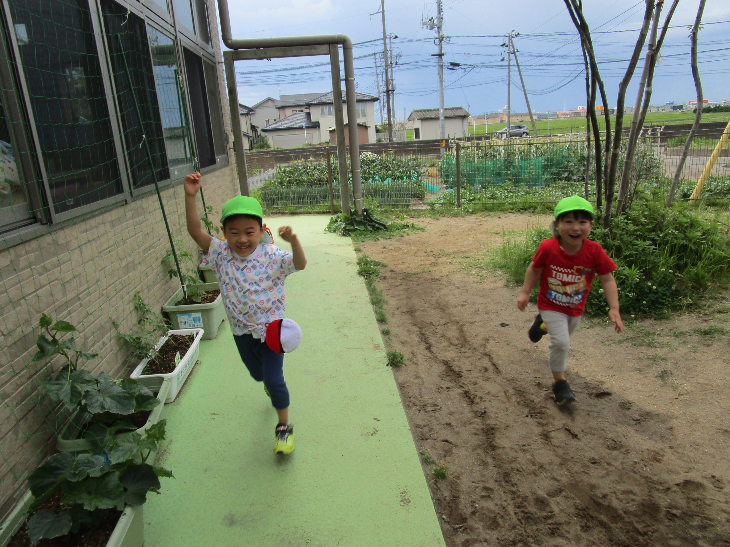😊遊コスモス小新保育園「４歳児つき組🌙今日のつき組さん😘」