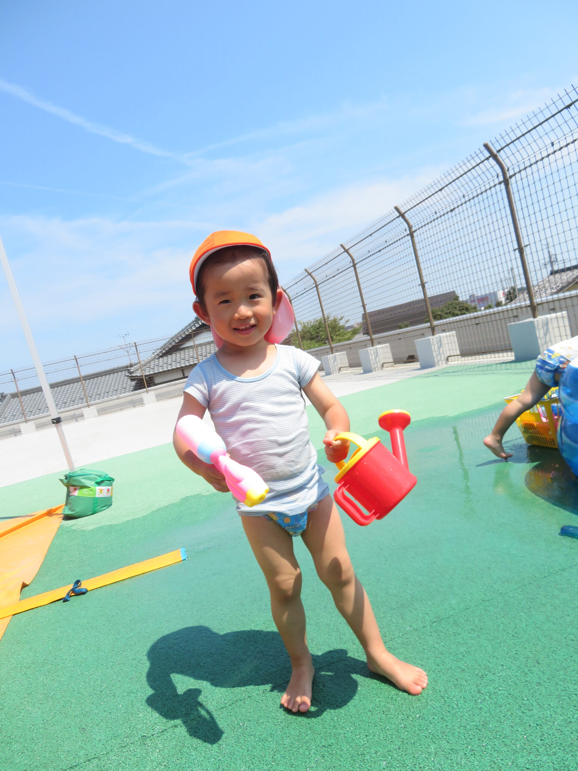 😊遊コスモス小新「2歳児おひさま組　初めての屋上プール✨」