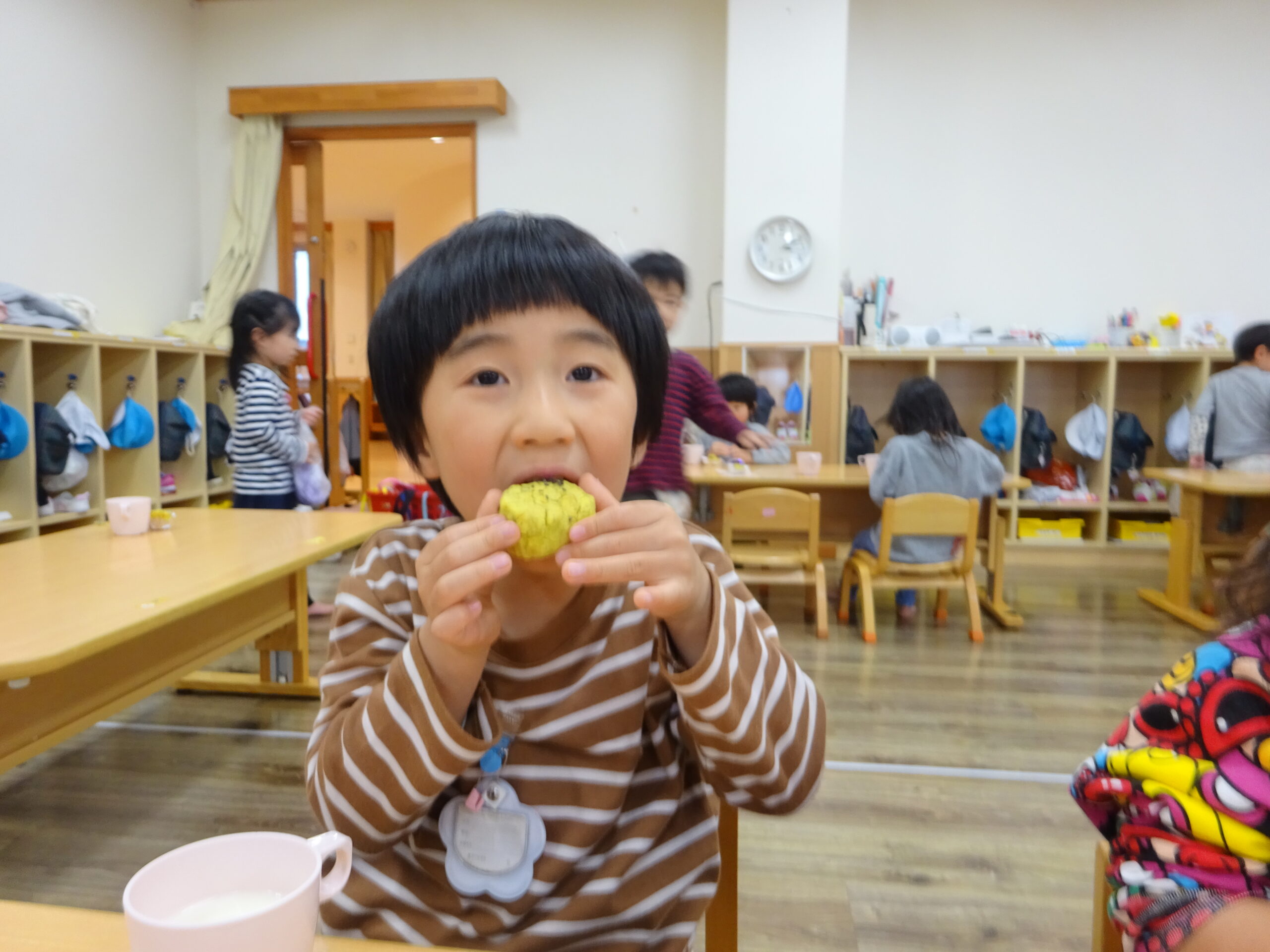 遊コスモス小新保育園　3歳児にじ組「スイートポテトを作りました！🍠✨」