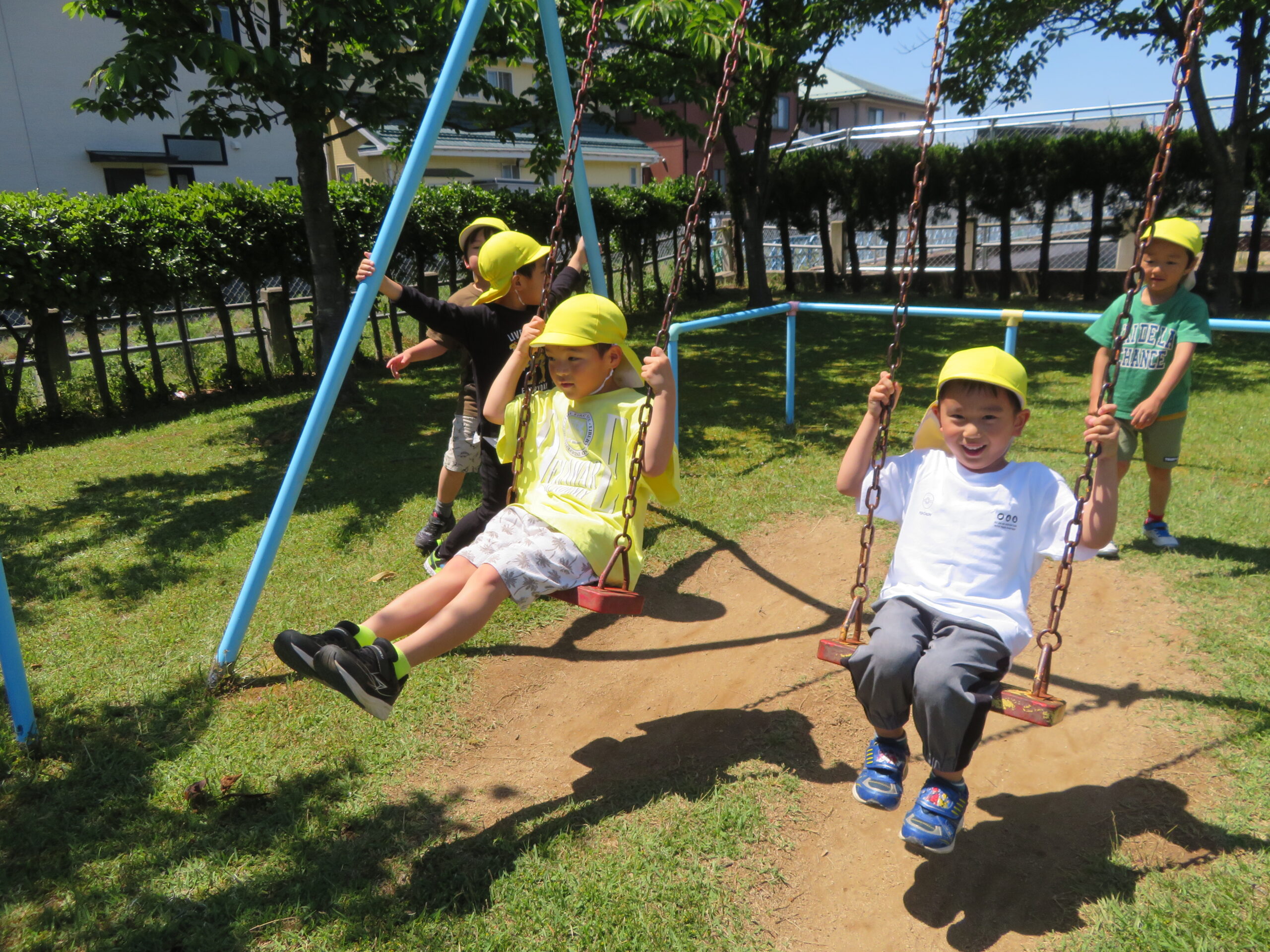 😊遊コスモス小新保育園「５歳児そら組　緑苑公園まで行ってきたよ🌲」