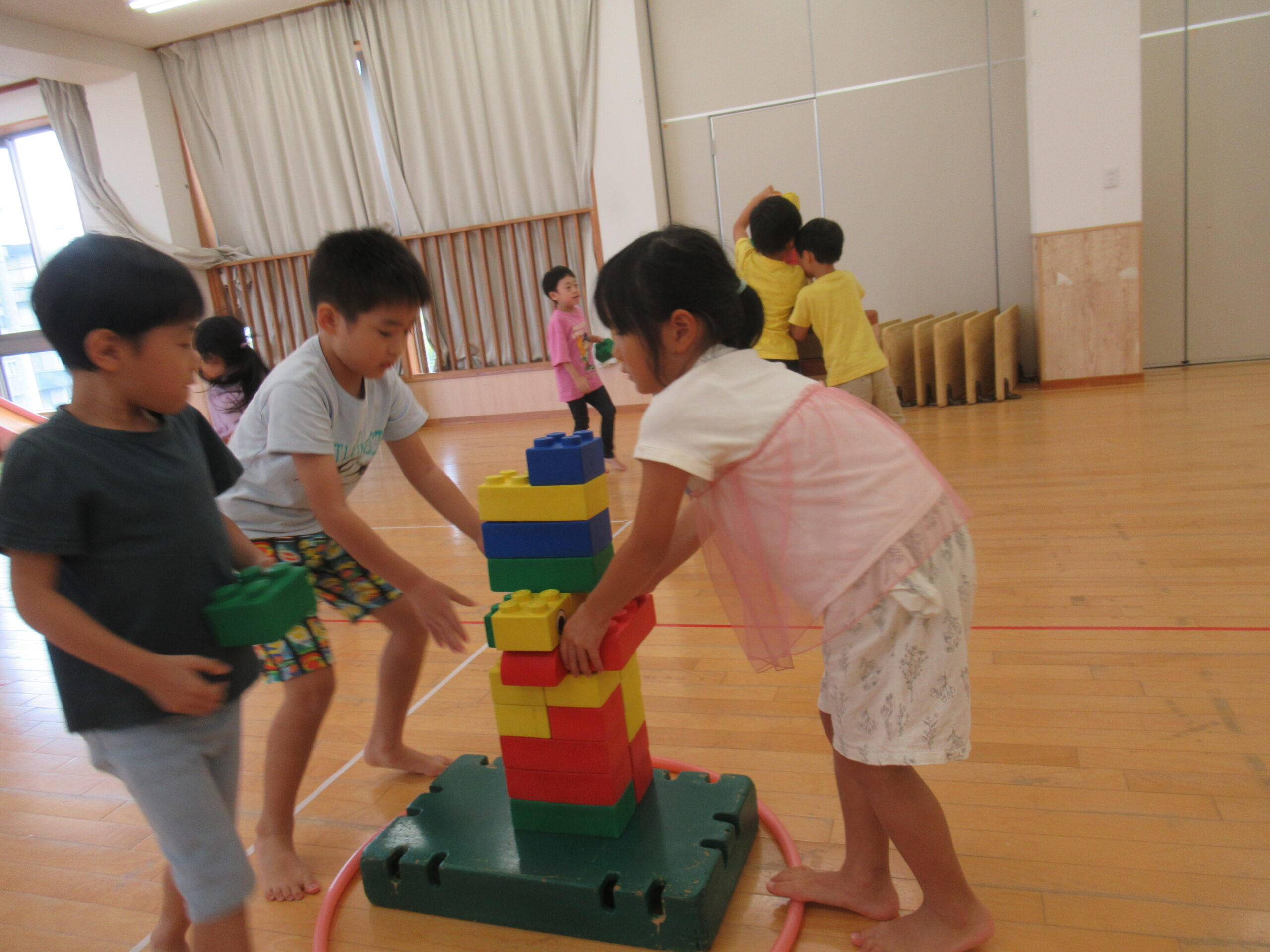 5歳児ゆり組🌼レインボータワーレース🎈【ナカノスイミング保育園】