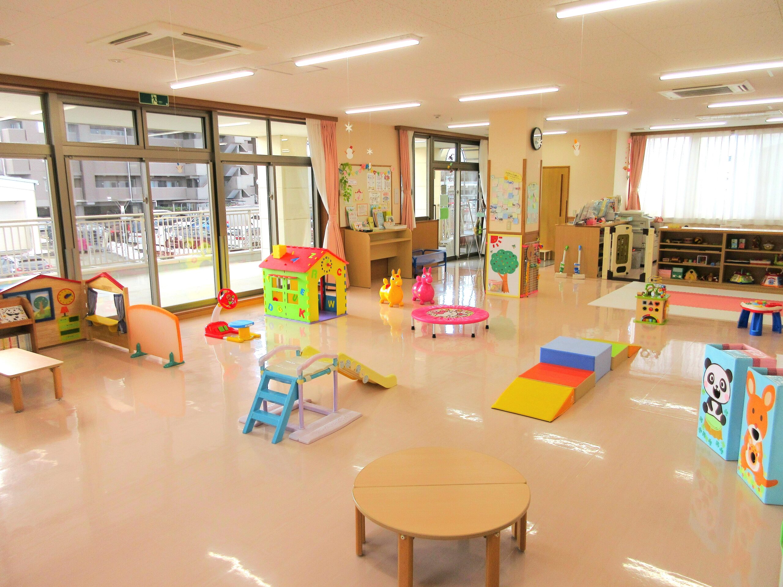 子育て支援センター『コスモス10月号』