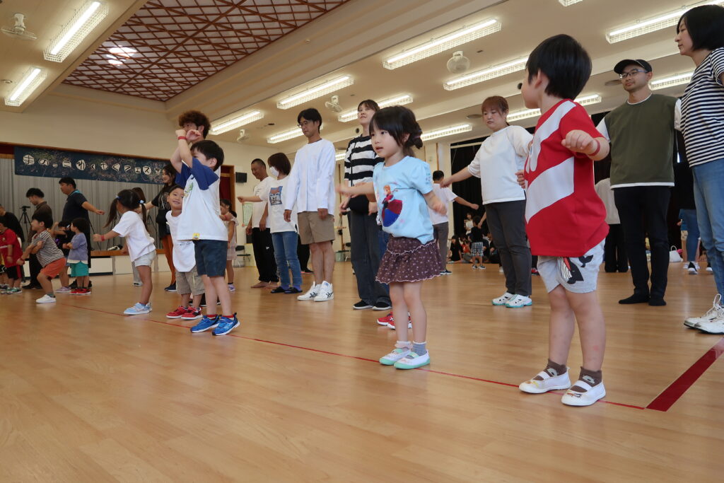 みんなでしっかりラジオ体操!