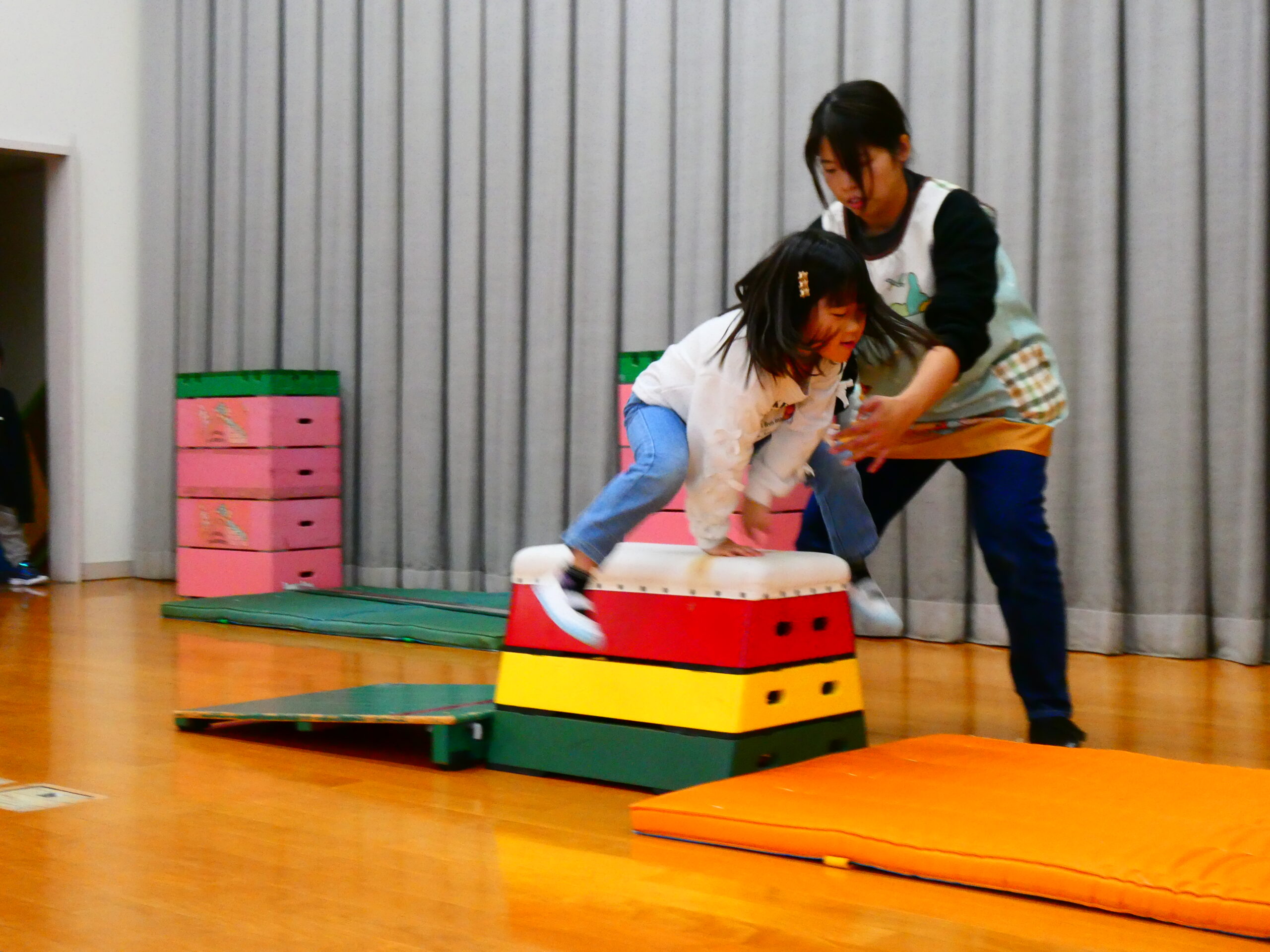 跳び箱やりたい！！！【真野第１保育園ばら組】
