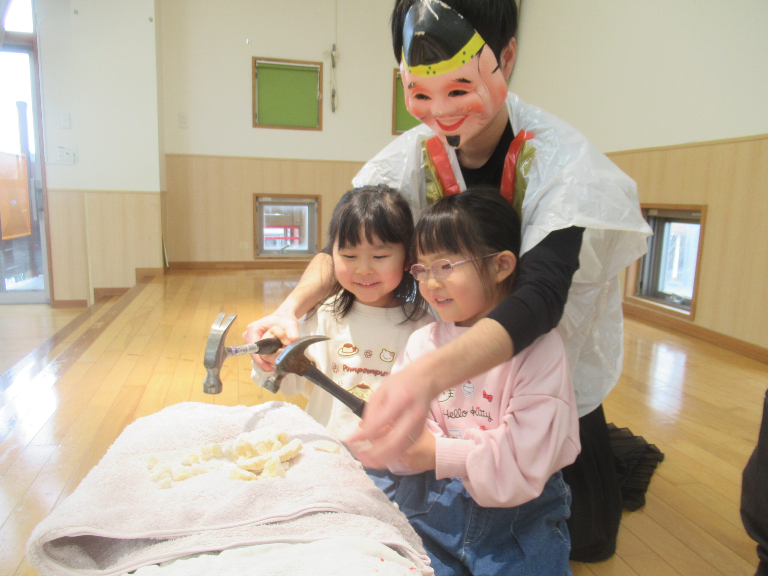 3.4.5歳児すみれ、すずらん、さくら、ゆり組😊鏡開き🐴【ナカノスイミング保育園】