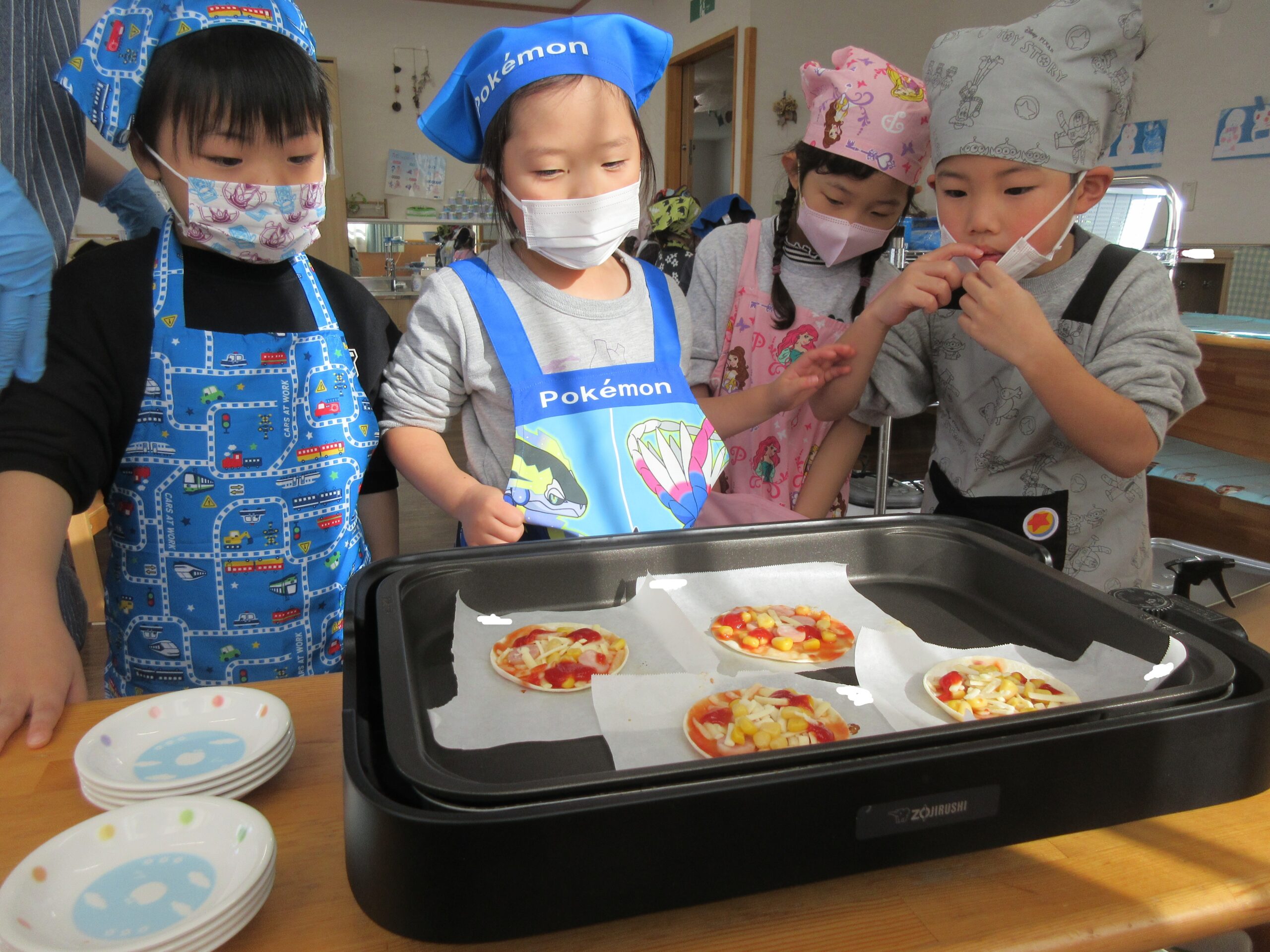 ピザ作りクッキング！【白根おおぞら保育園　そら組】