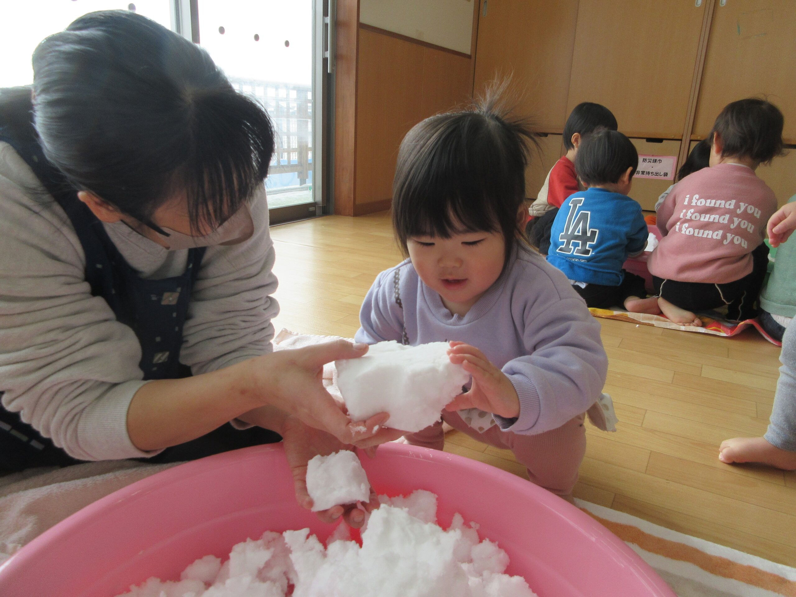 雪遊びをしました⛄【白根そよ風保育園　つぼみ組】