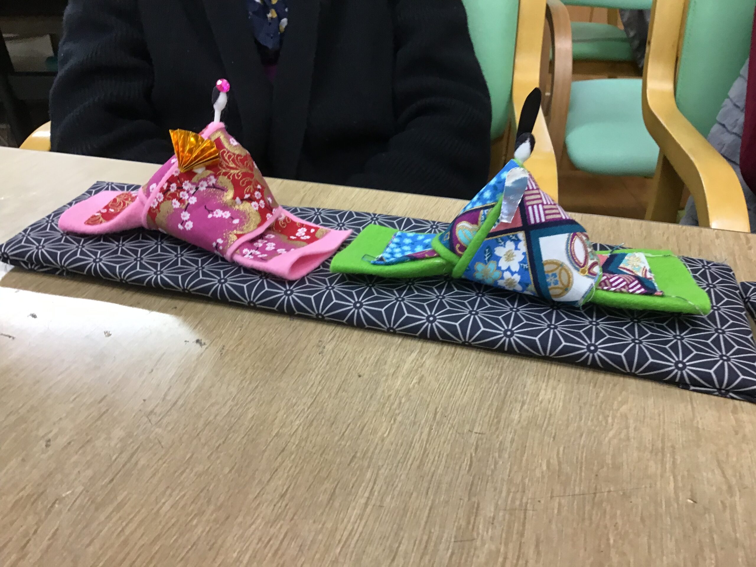 雛祭り人形を作りました！【勇樹会日の出デイサービス】