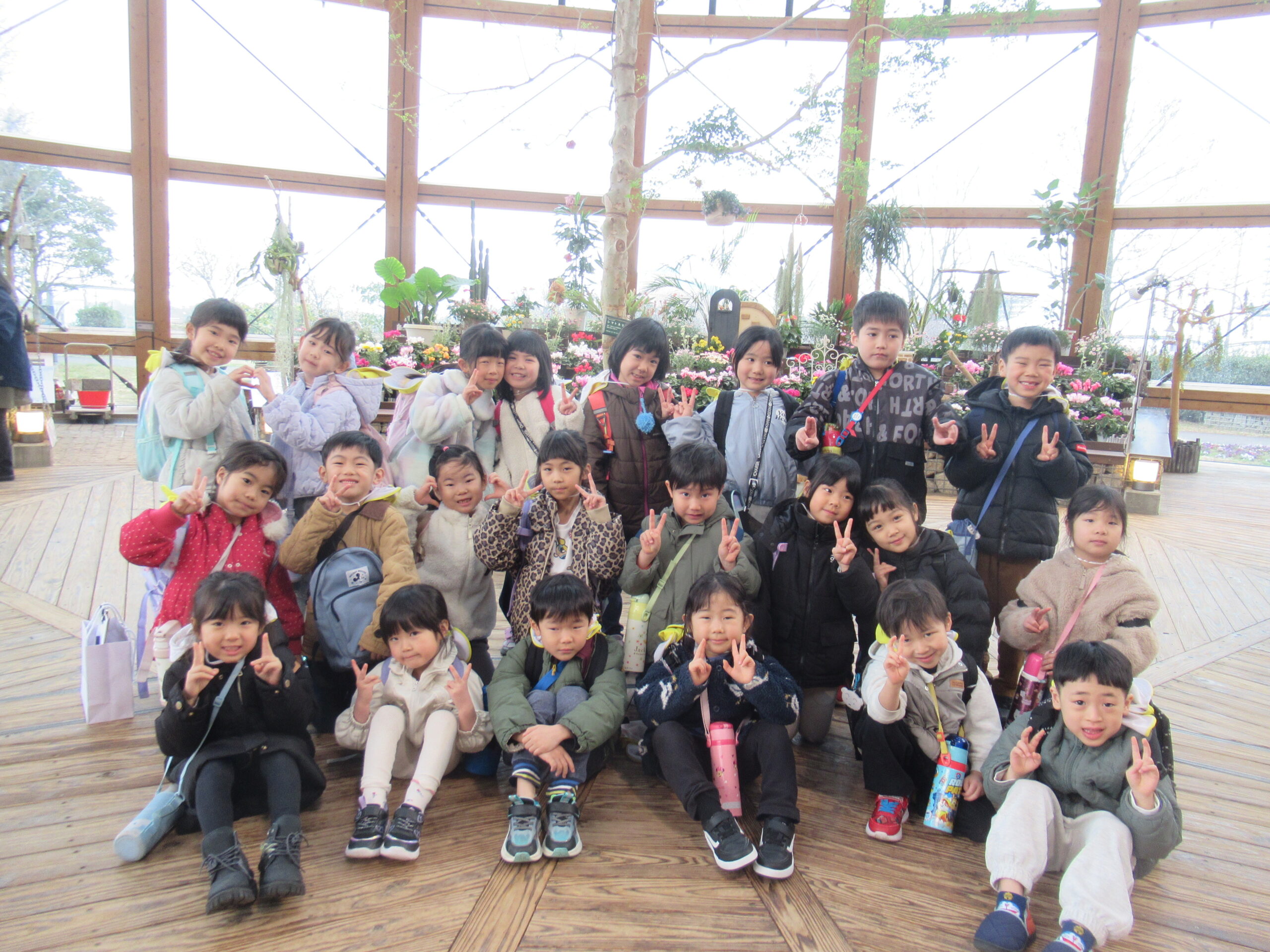 5歳児ゆり組🌼園外保育🐰【ナカノスイミング保育園】