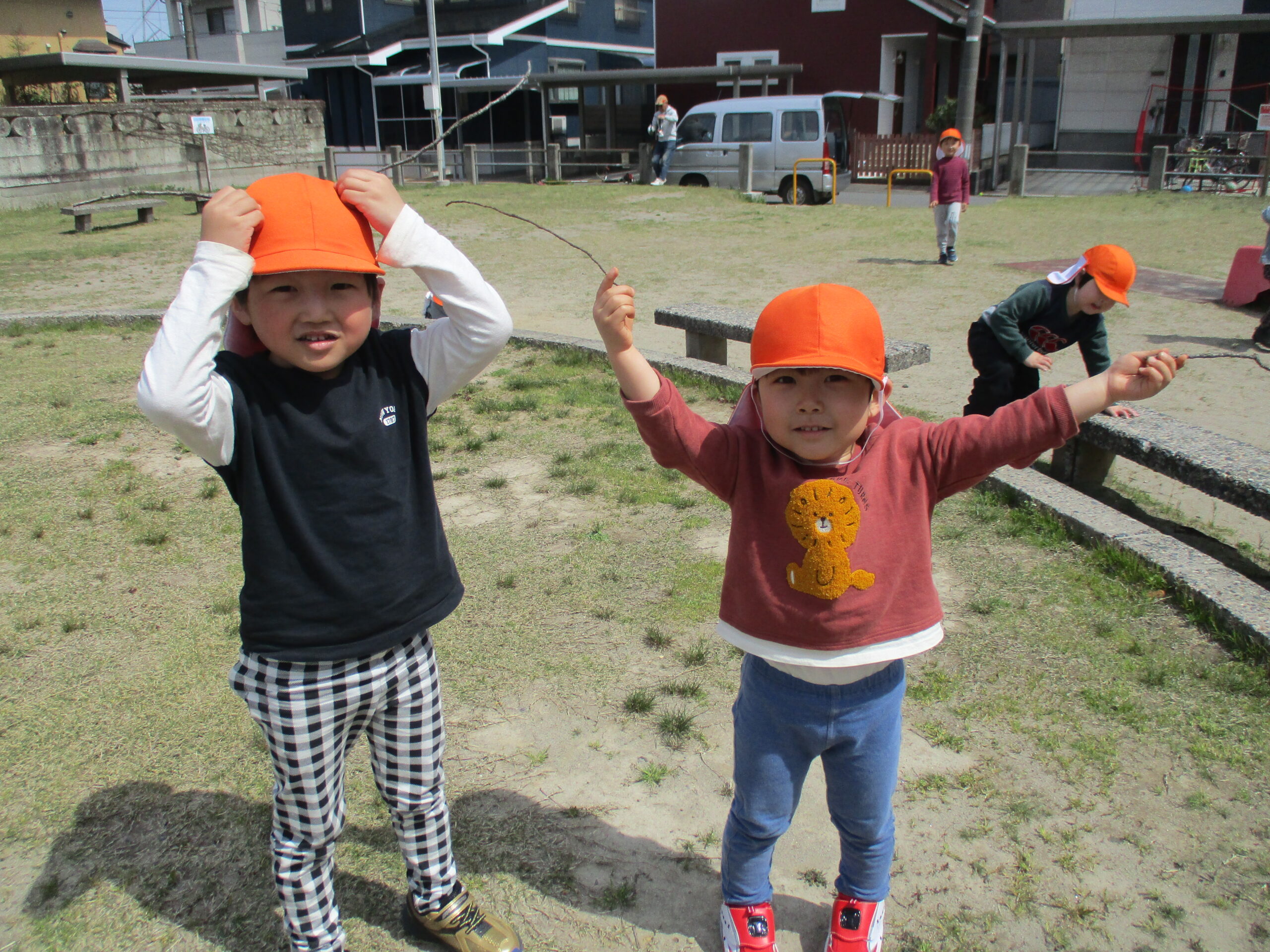 4歳児さくら組🌸お散歩日和🌞【ナカノスイミング保育園】